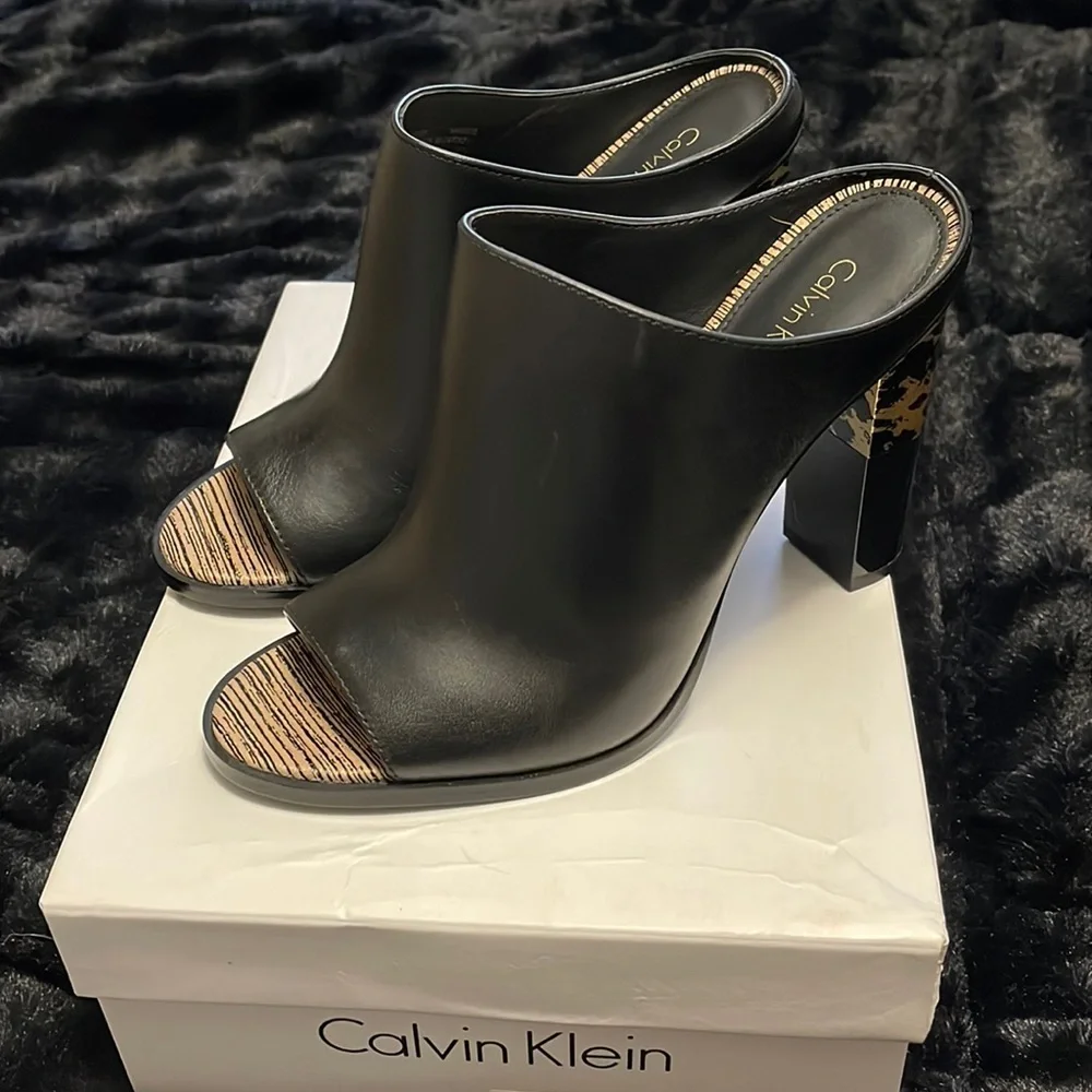 Never Worn Calvin Klein Mules - Picture 1 of 3